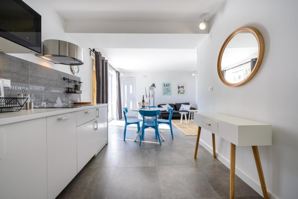 Apartments Villa Capitano Mlini Pokoj fotografie